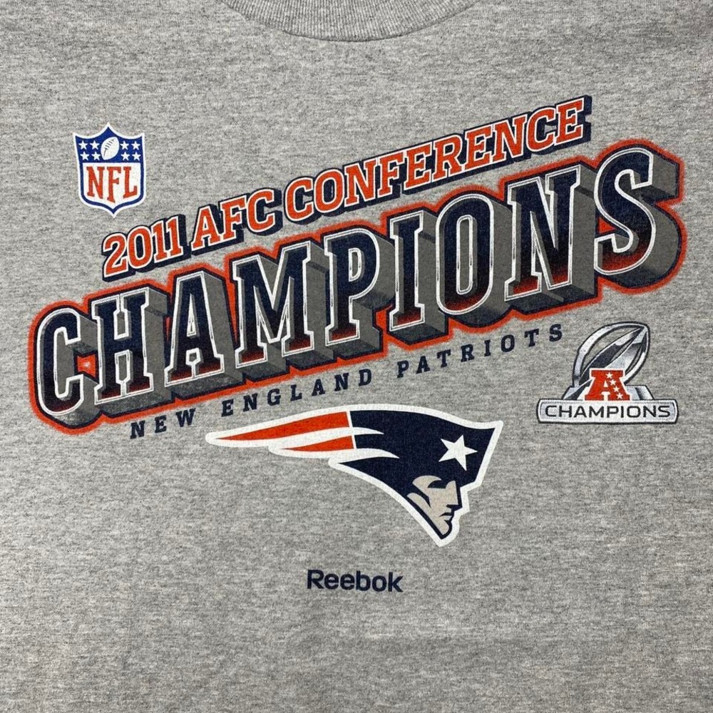 2011 New England Patriots football shirt